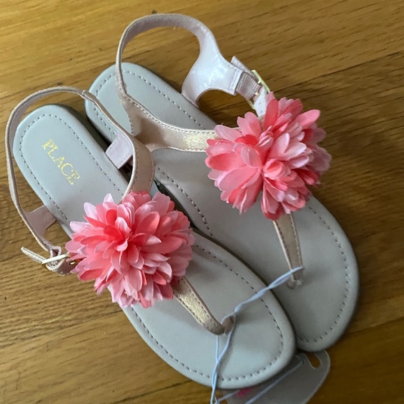 The Children's Place Other - NWT.  Childrens Place big girls sandals.  Size 5.